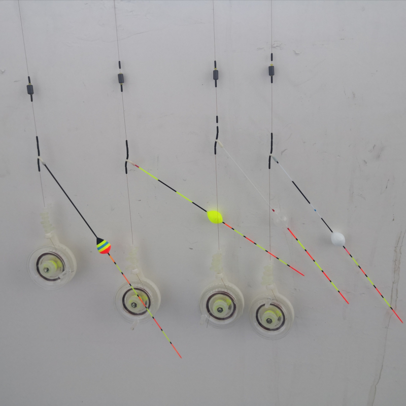 Set opreme za drift ribolov — plastična konstrukcija, plovak i dijelovi role; Suzuki Fishing Gear