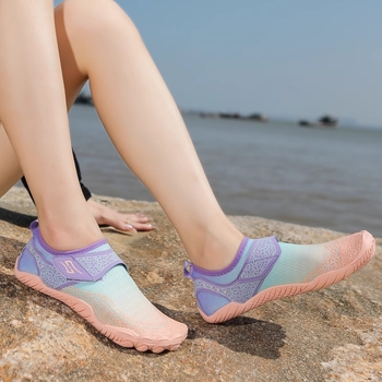 Unisex tenisice za plažu i istraživanje obale – elastična traka za zatvaranje, prozračni mrežasti unutarnji dio, brzo suše, niski gornji dio, gumeni potplat