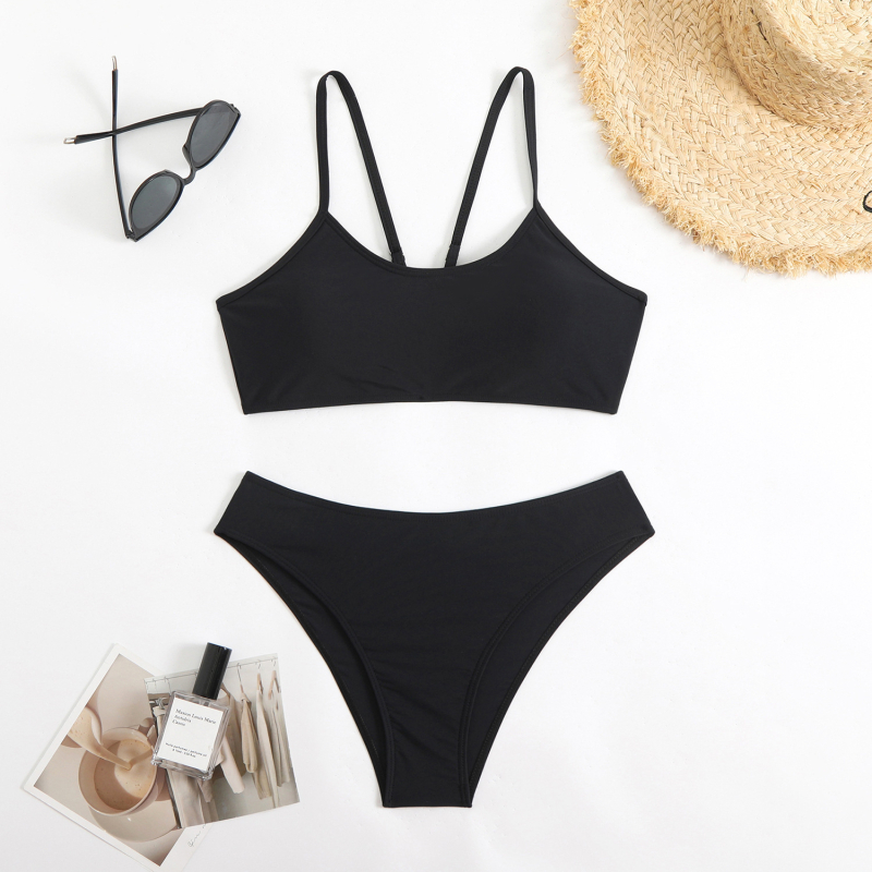 Ženski dvodijelni bikini s otvorenim leđima, jednofarbni dizajn, s podrškom za grudi bez metalne potpore; materijal: 80% najlon, 20% spandex; podstava: najlon s 20% spandex; težina 180 g; pogodno za plivanje.