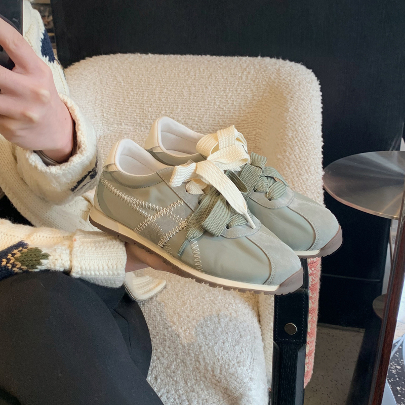 Pantofi Forrest Gump pentru femei – partea superioară din piele de vită, vârf rotund, toc plat, talpă din cauciuc, căptușeală din lână de miel