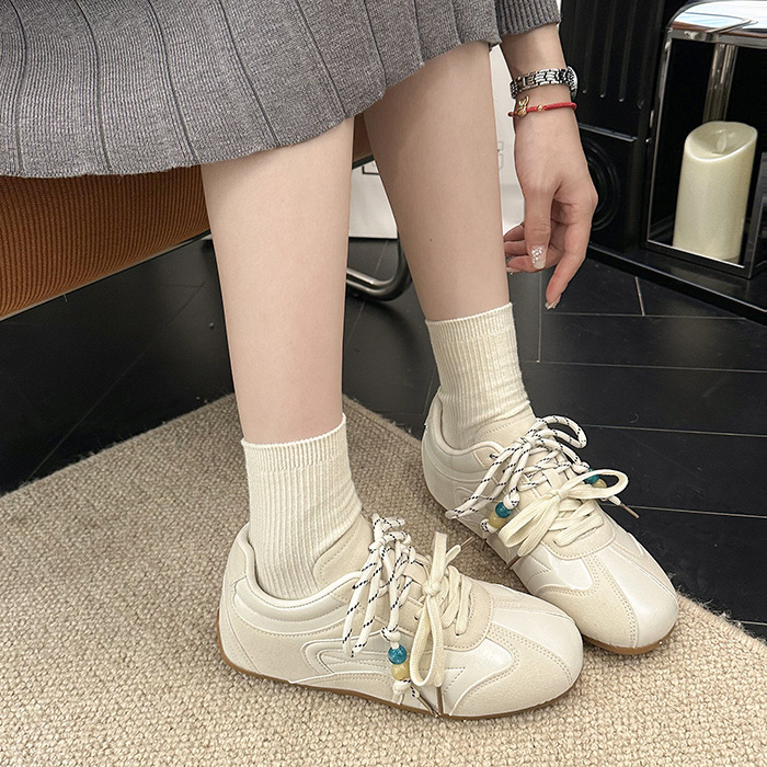 Ženske tenisice od PU kože, debela potplata, vezanje, 3–7 cm porast visine, jesen 2025