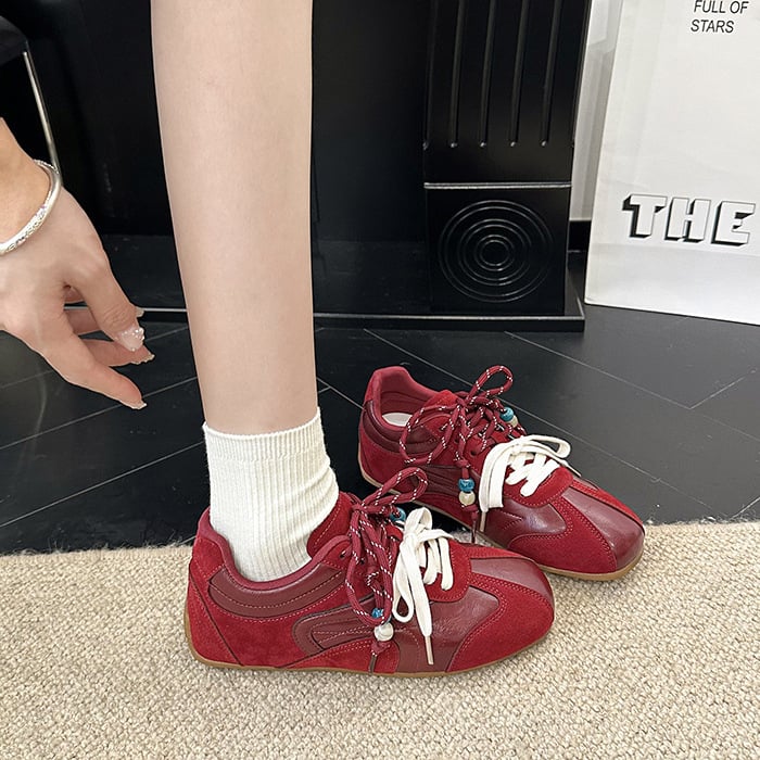 Ženske tenisice od PU kože, debela potplata, vezanje, 3–7 cm porast visine, jesen 2025