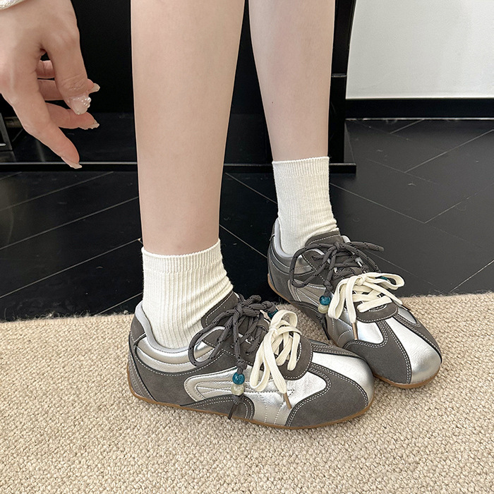 Ženske tenisice od PU kože, debela potplata, vezanje, 3–7 cm porast visine, jesen 2025