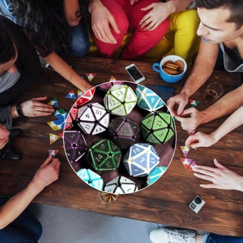 Szorítható TTRPG dobókészlet – ABS anyagú nyolcszögletű dobókockák lekerekített sarkokkal, 30 darabos készlet