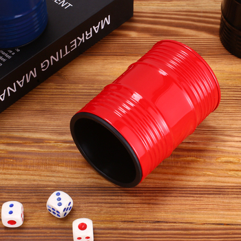 Σετ κύπελλα ζαριών σε μορφή δοχείου λαδιού, διπλού επιπέδου μεταλλική κατασκευή βαμμένη με επίχρισμα, πλαστικά εξαρτήματα, δυνατότητα εκτύπωσης λογότυπου, συσκευασία 120 τεμάχια, κατασκευασμένο στην ηπειρωτική Κίνα