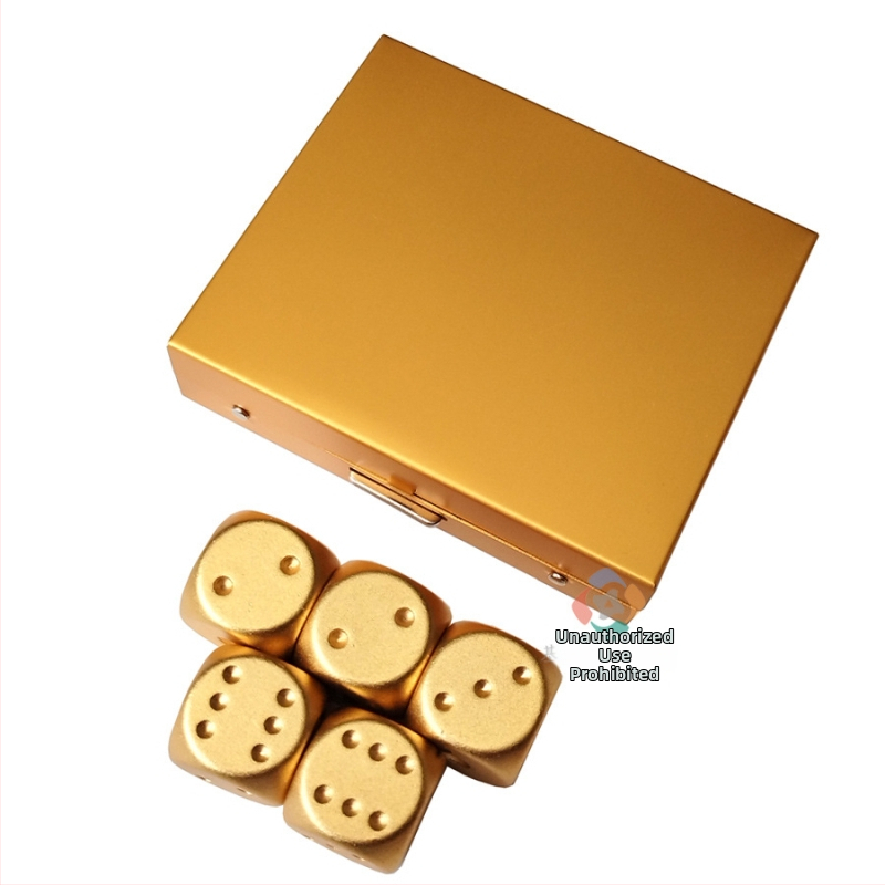 Ζάρια από κράμα αλουμινίου, στρογγυλεμένες γωνίες, εξάπλευρη μορφή; δυνατότητα εξατομίκευσης; κατάλληλα για σκάκι και παιχνίδια με φύλλα.