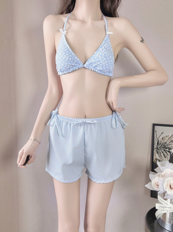 Set de baie din patru piese pentru femei: costum de baie în stil coreean Pure Lust cu cover-up, top căptușit push-up, culoare solidă, poliester cu căptușeală nylon-elastan