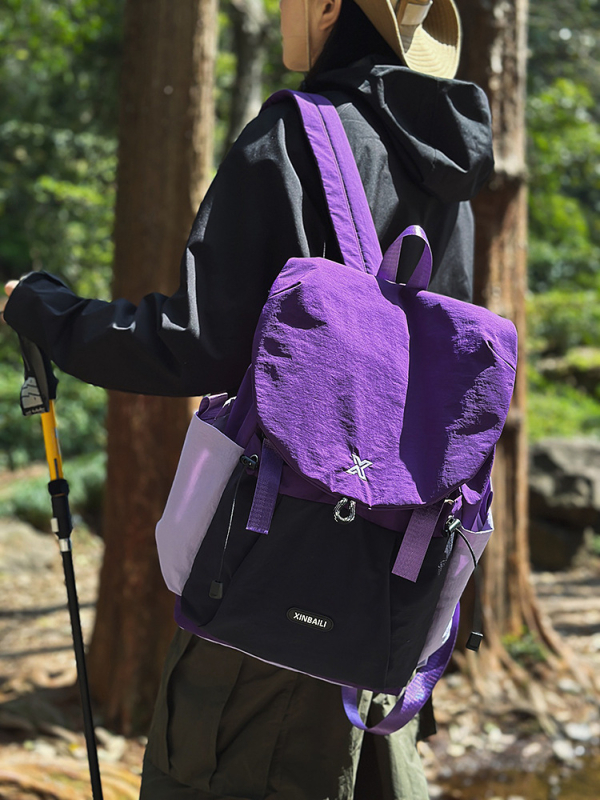 Kültéri rövid távú utazáshoz való hátizsák – uniszex, nylon, 15 hüvelykes laptophoz kompatibil, kapacitás 20 L alatt, görbült vállpánt