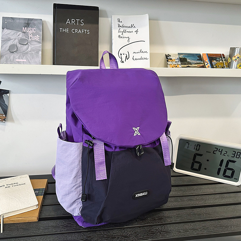 Kültéri rövid távú utazáshoz való hátizsák – uniszex, nylon, 15 hüvelykes laptophoz kompatibil, kapacitás 20 L alatt, görbült vállpánt