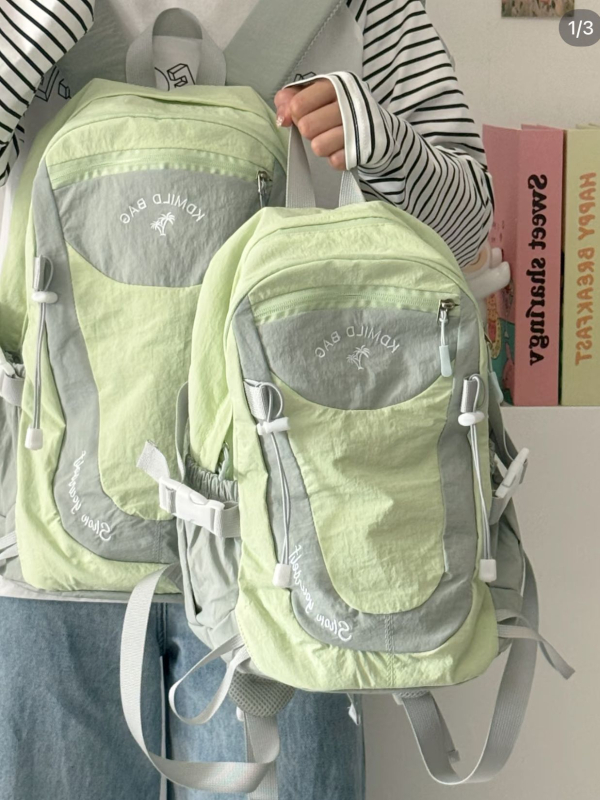 Uniszex hátizsák kempingezéshez, 20-35L, nejlon, ultrakönnyű és kopásálló, kompatibil 14 hüvelykes laptophoz