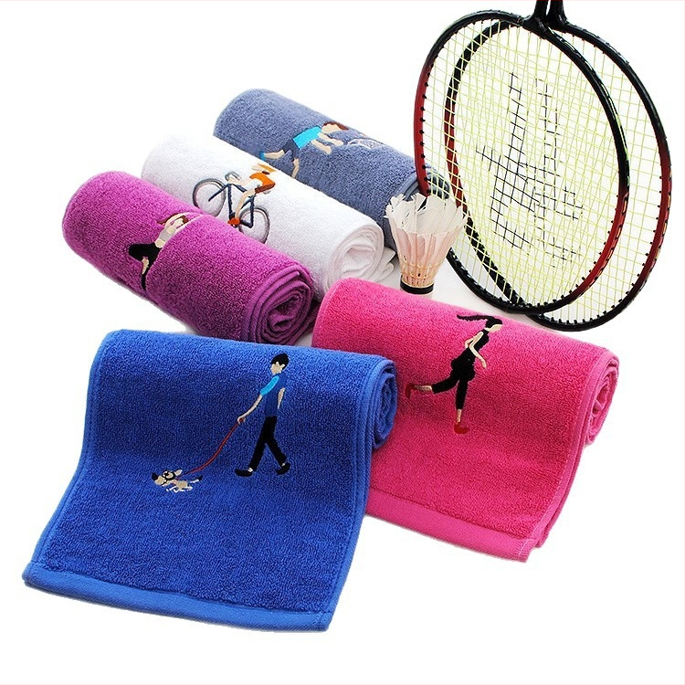 Sportski ručnik s vlastitim logom – 100% pamuk, 110 g, ušiven logotip, ravna tkanina, brzo sušenje (0–5 s)