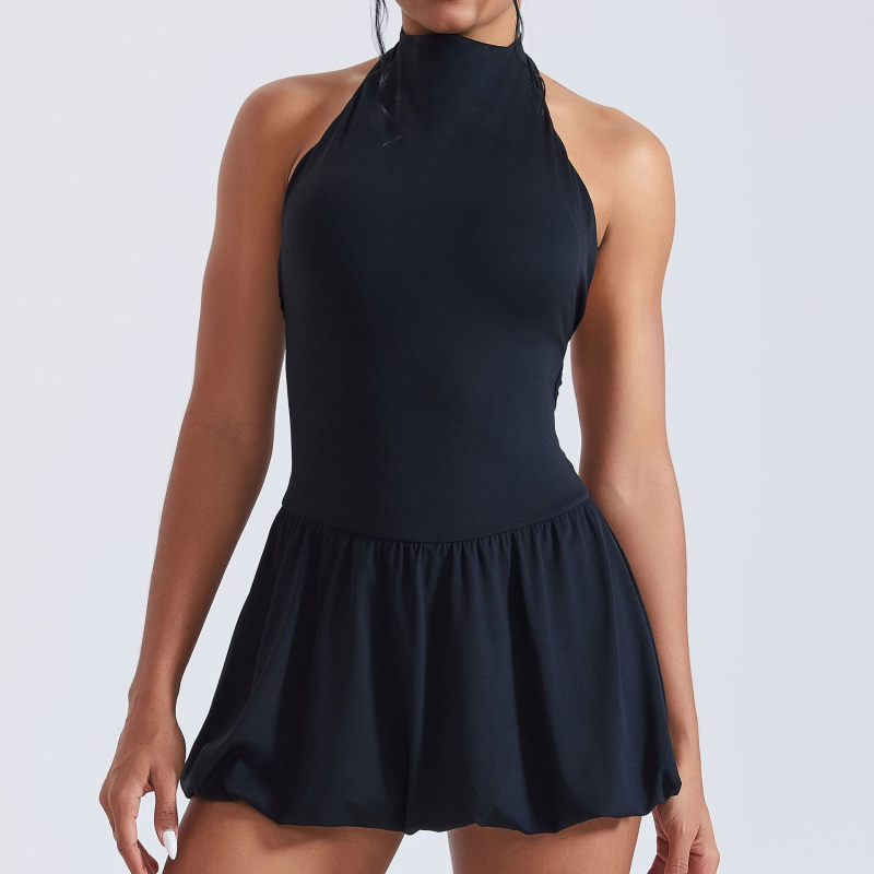 Sporta kleita ar iekšējiem krūšu spilventiļiem, 80% neilons, ātrs žāvēšana, treniņiem (Rudenis 2025)