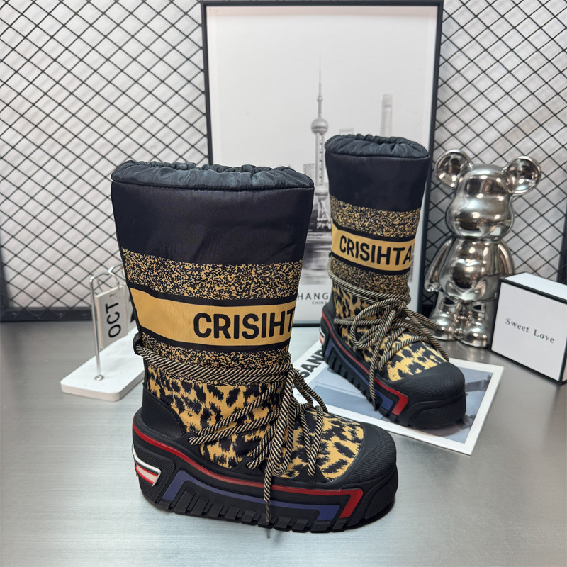 Cizme de zăpadă cu design înalt, partea superioară tarpaulin, talpă cauciuc, căptușeală caldă din blană artificială, toc de 5 cm