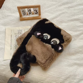 Plüss válltáska kosár-stílusban, macska karikatúra hímzéssel, utcai stílus, mágneses zárás, poliészter bélés, belső zseb a telefon számára