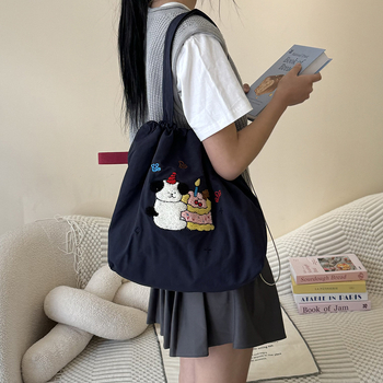 Geantă tote din pânză, stil street-fashion, broderie cu personaje desen animate, curea detașabilă, buzunar interior cu fermoar