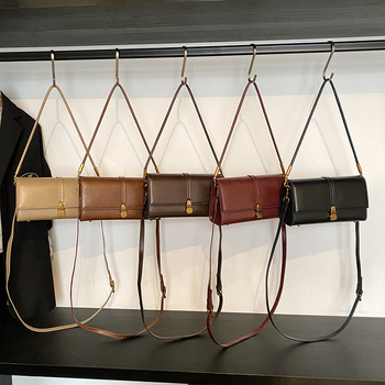 Crossbody torba od PU kože, horizontalni kvadrati oblik, džep s zip zatvaračem, poliesterska podstava, jedna naramenica, za svakodnevnu upotrebu