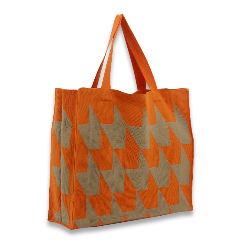 Тоте чанта от полиестер, открит горен край, хоризонтална квадратна форма, вътрешен джоб с цип, полиестерна подплата