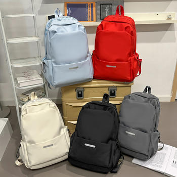 Miško stiliaus didelės talpos kuprinė su nešiojamojo kompiuterio ir kameros kišenėmis, nailonas, užtrauktukas, mezzanine skirsnis