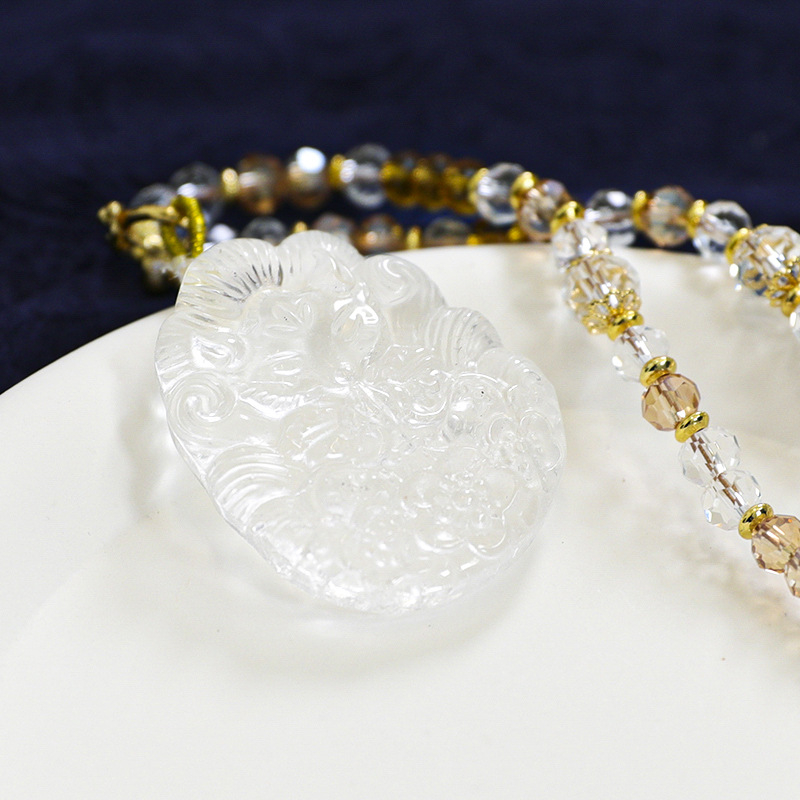 Колие с кристал розов кварц, оригинален дизайн, индивидуално опаковано, пролет 2025