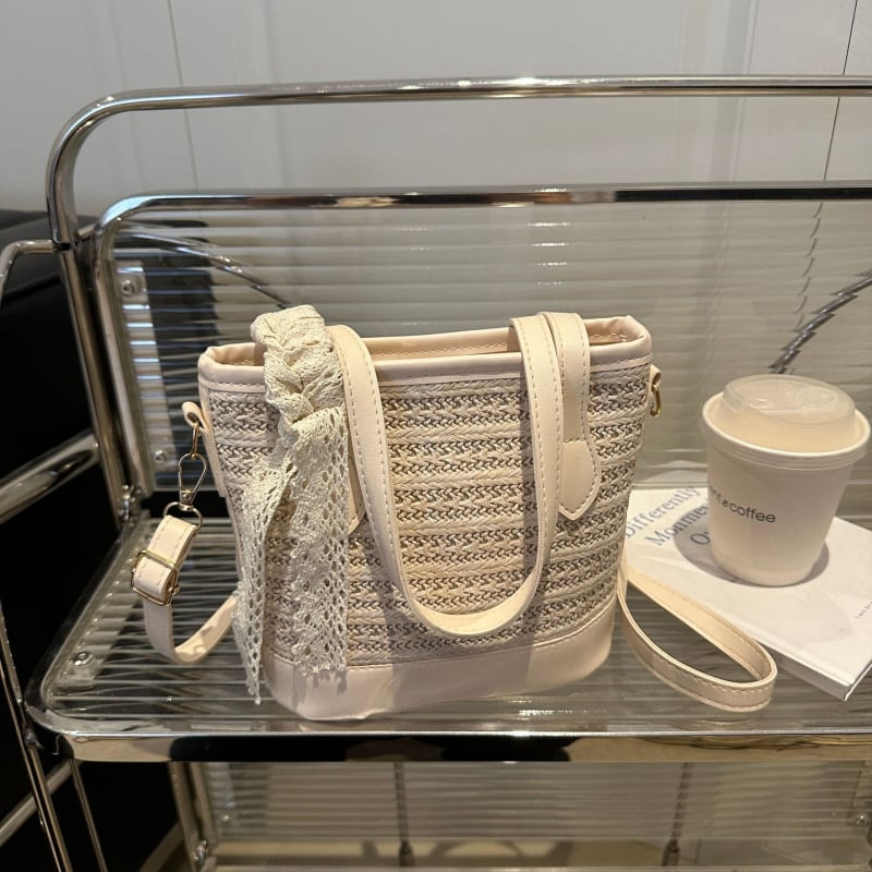 Moteriška kibiro formos rankinė kasdieniniam naudojimui, ypatinga medžiaga, poliesterio pamušalas, užtrauktuko uždarymas, vienas peties dirželis, vasara 2025