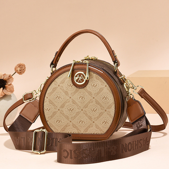 PU rankinė per petį — vertikalios kvadrato formos, užtrauktukas uždarymas, PU įdėklas, vidinė kišenė su užtrauktuku, trys peties dirželiai, miesto paprastas stilius