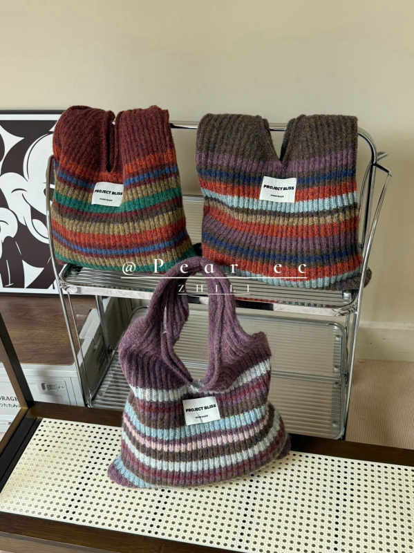 Torba u korejskom stilu, pleten patchwork prugastog dizajna — miks-stil, vunena podstava, uspravni četvrtasti oblik