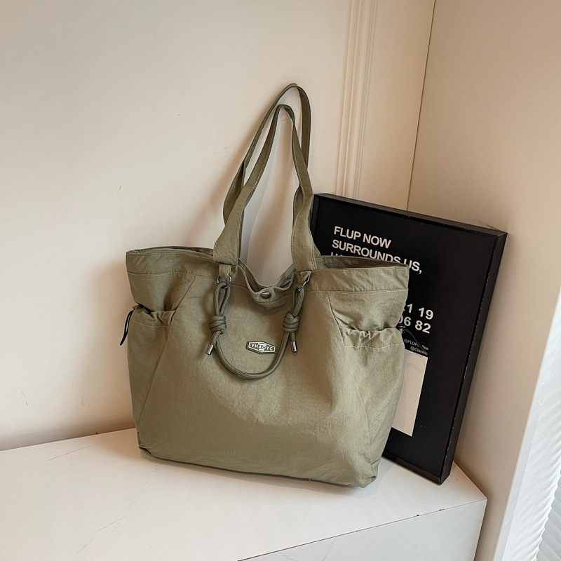 Női nylon Tote táska, nagy kapacitású, négyszögletes forma, 2025 tavasz, mindennapi használat