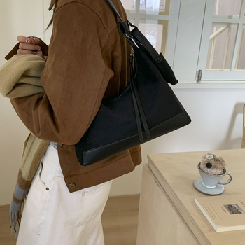 PU rankinė po pažastimi, didelė talpa, užtrauktukas, vidinė kišenė telefonui, kasdieniam naudojimui