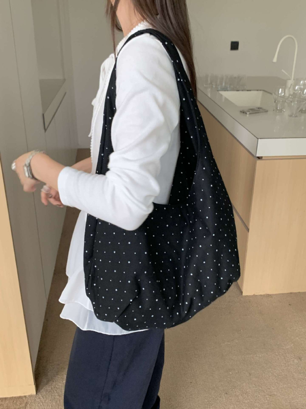 Τσάντα ώμου - Αστικός μινιμαλισμός, ύφασμα, μαγνητικό κούμπωμα, με μια ιμάντα, για χαλάρωση και ταξίδια