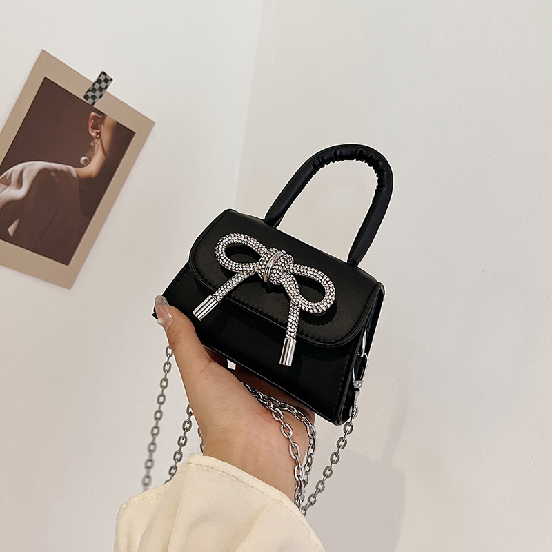 Γυναικεία τσάντα PU με καπάκι, οριζόντιου τετράγωνου σχήματος, μαγνητικό κλείσιμο, εσωτερική θήκη για κινητό