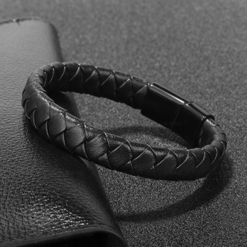 Гривна от сплав с електроплатинено покритие, унисекс, геометричен дизайн, персонализация по заявка