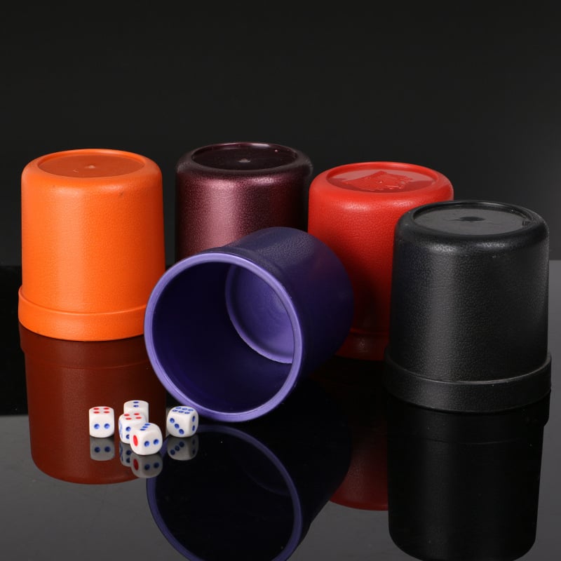 Κύπελλο Ζαριών Double sword, PP υλικό, στρογγυλεμένες γωνίες, σχήμα Άλλο