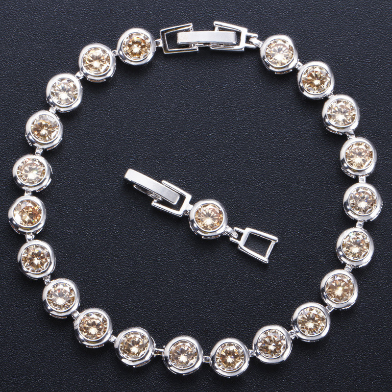 Гривна от позлатена мед, с циркония, женски геометричен дизайн, антиуморна функция