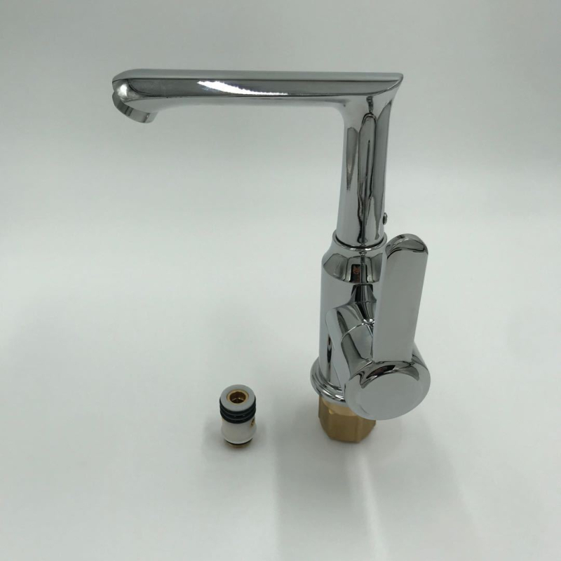 Nerūdijančio plieno virtuvės čiaupas su karštu ir šaltu vandeniu, keramikos vožtuvas, įvadas 20 mm / išvestis 20 mm, montavimas sėdėjimo tipo, modernus minimalistinis stilius