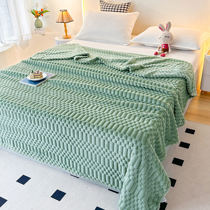 Deka od coral fleece s geometrijskim uzorkom, 280 g/m², 100% poliester, za proljeće i jesen.