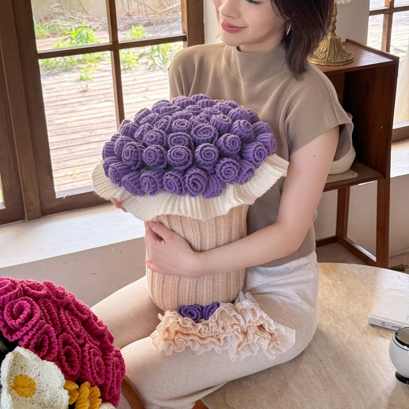 Възглавница с букет рози и флисово одеяло — полиестерно влакно, пролет-есен, модерен стил