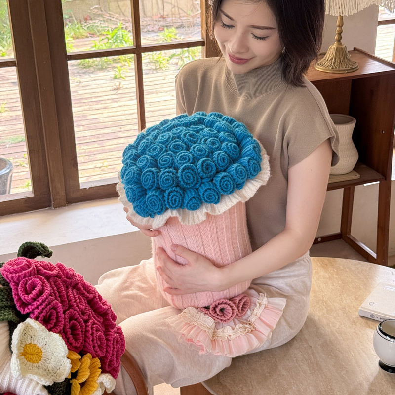 Възглавница с букет рози и флисово одеяло — полиестерно влакно, пролет-есен, модерен стил