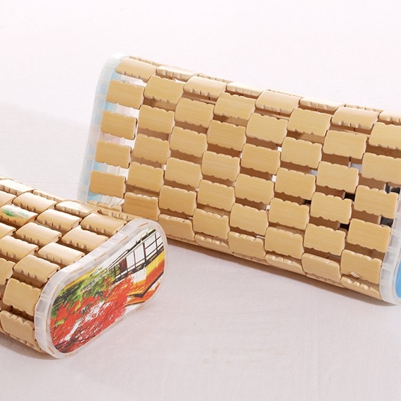 Perna cervicală cu umplutură din bambus gol, formă dreptunghiulară, înălțime 5.1–10 cm, pentru o singură persoană, greutate 0.55–1.0 kg