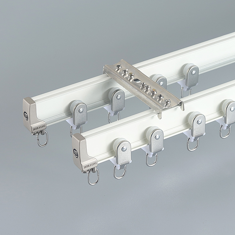 Alumínium függöny sínrendszer – L- és U- alakú görbült sínek, felső oldali rögzítés, teleszkópos görgő, egyenes sín vezető, dupla pálya, csendes működés