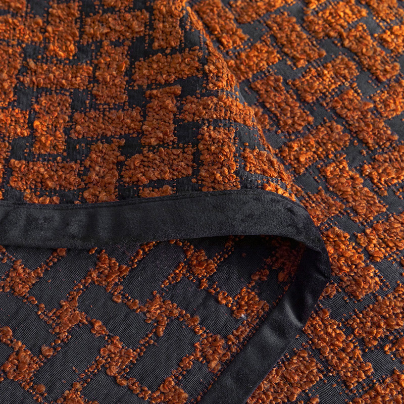 Voodiäärne jooksja geomeetrilise plaatide mustriga, segu materjal, kerge luksus stiil, logotüübi trükkimise võimalus, premium hotell-stiilis voodipesu