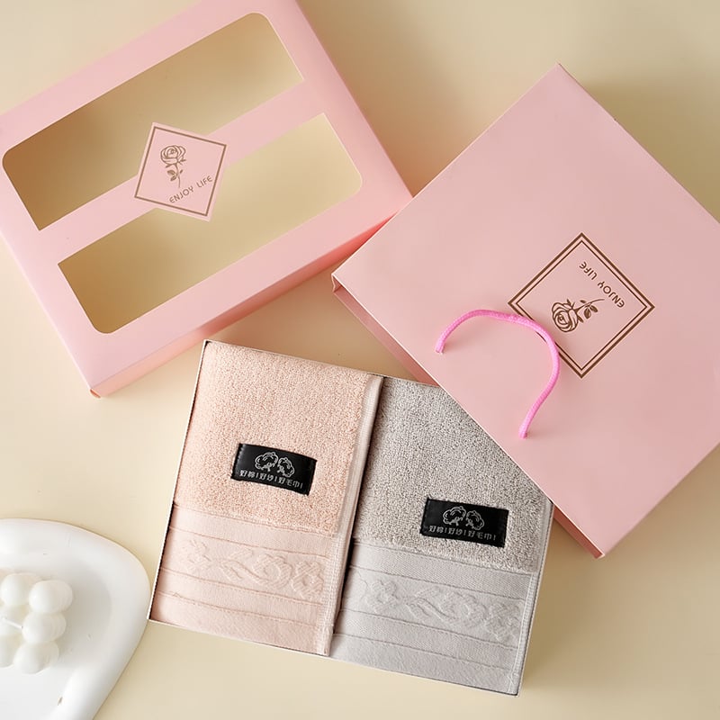 Set ručnika od čiste pamuke u kutiji za poklon – dvostruko pakiranje, 110 g, 32s pređa, otisnut logotip