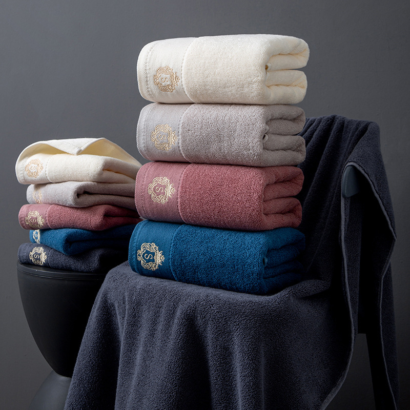 Κεντημένο σετ πετσετών από 100% βαμβάκι – Τριών τεμαχών πετσέτες μπάνιου, χεριών και προσώπου, 32S νήματα, Jacquard, 100–120 g