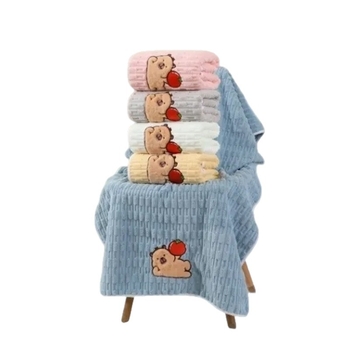 Darivni set ručnika: Kapibara ručnik za lice i ručnik za tijelo, Coral fleece, 150d vlakno, izvezeni i obrubljeni, 100–120 g, prilagodljivo