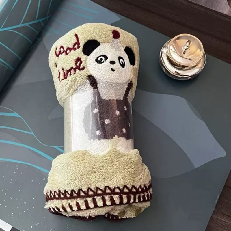 Πετσέτα προσώπου με κέντημα cartoon μικρού ζώου, coral φλίς, απλό ύφαντό, 301–350 g, 8 κλωστές