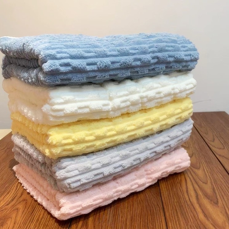 Halat de baie pentru femei, lungime medie, cu buzunare, absorbant, uscare rapidă, din fleece coral