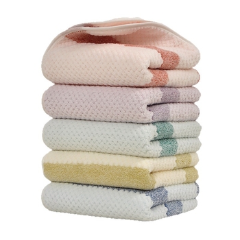 Korál bársonyból készült vastag törölköző, puha, nedvszívó, alacsony szöszölés; 150D fonal, szegélyezett, 50–80 g, testreszabható
