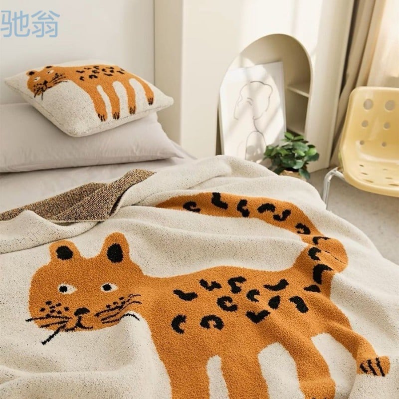 Плетено одеяло в нордически стил за диван - мультяшен принт, полиестер, зима, тегло 190–200 g/m