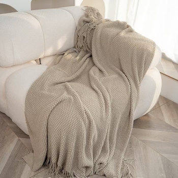 Плетено одеяло от акрилно влакно; 300 g; пролет/есен; персонализация налична; солиден модел
