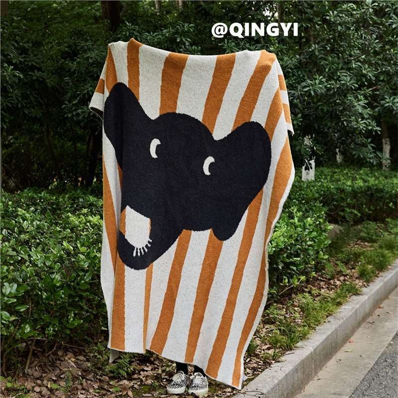 Полуъглово одеяло за офис и дом, Инста стил, просто плетено, акрил, пролет и есен, първокласно качество