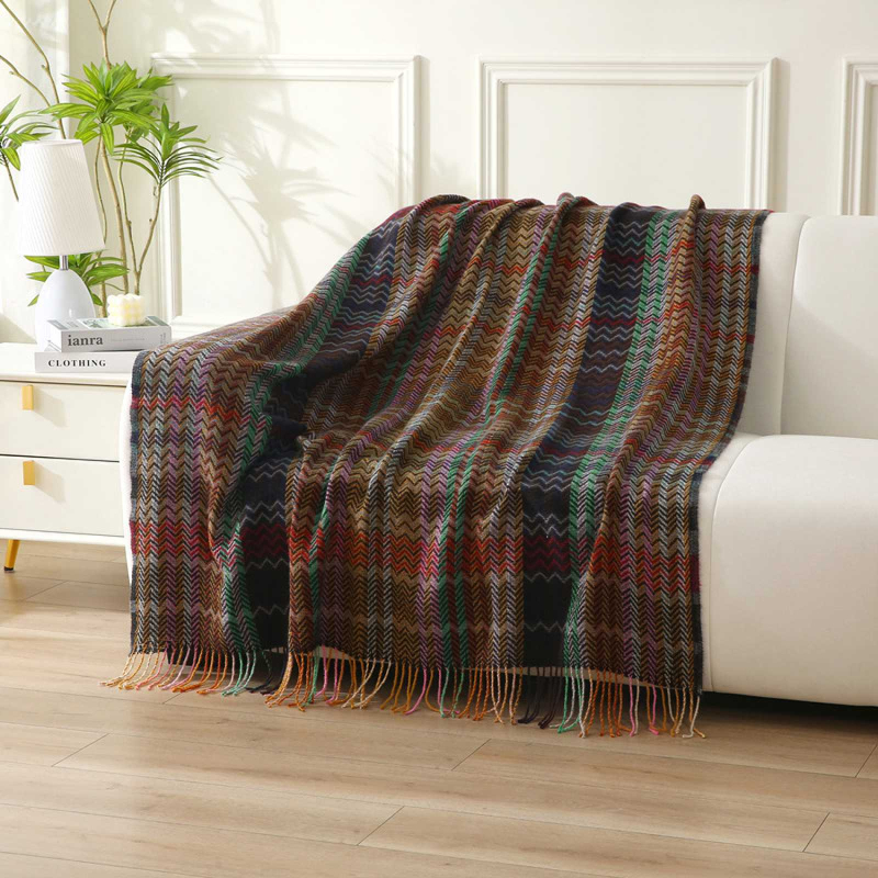 Одеяло от мляко-велюр със райета, deer plush материал, 500–800 g, персонализируемо, за всички сезони